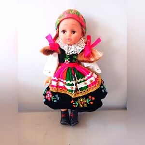 Vintage Polish Girl Doll EUC 11 inches high.